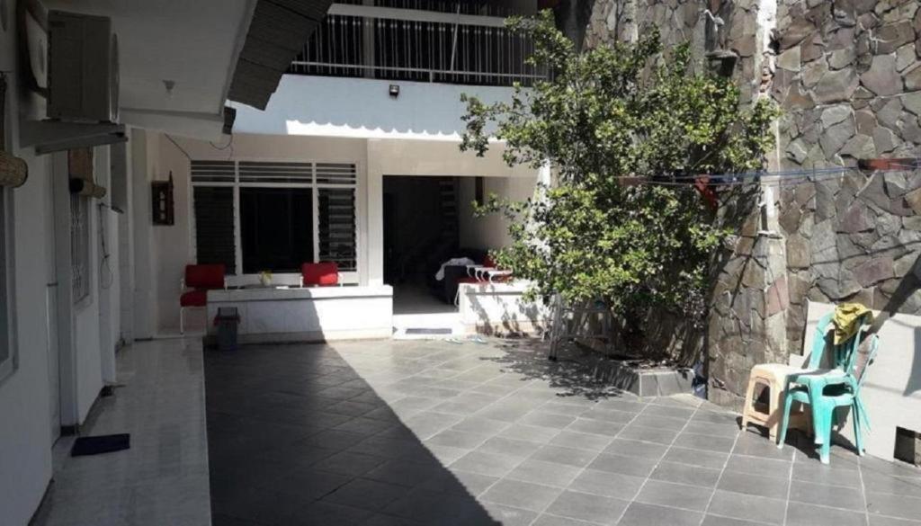 Graha Teras Syariah Hotel Surabaya Kültér fotó