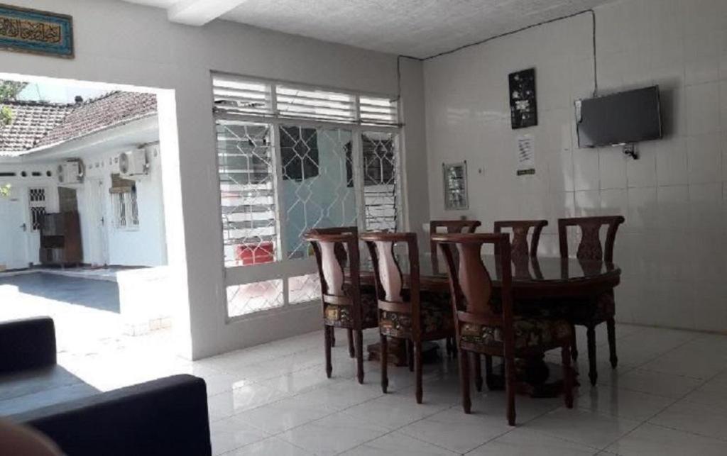 Graha Teras Syariah Hotel Surabaya Kültér fotó